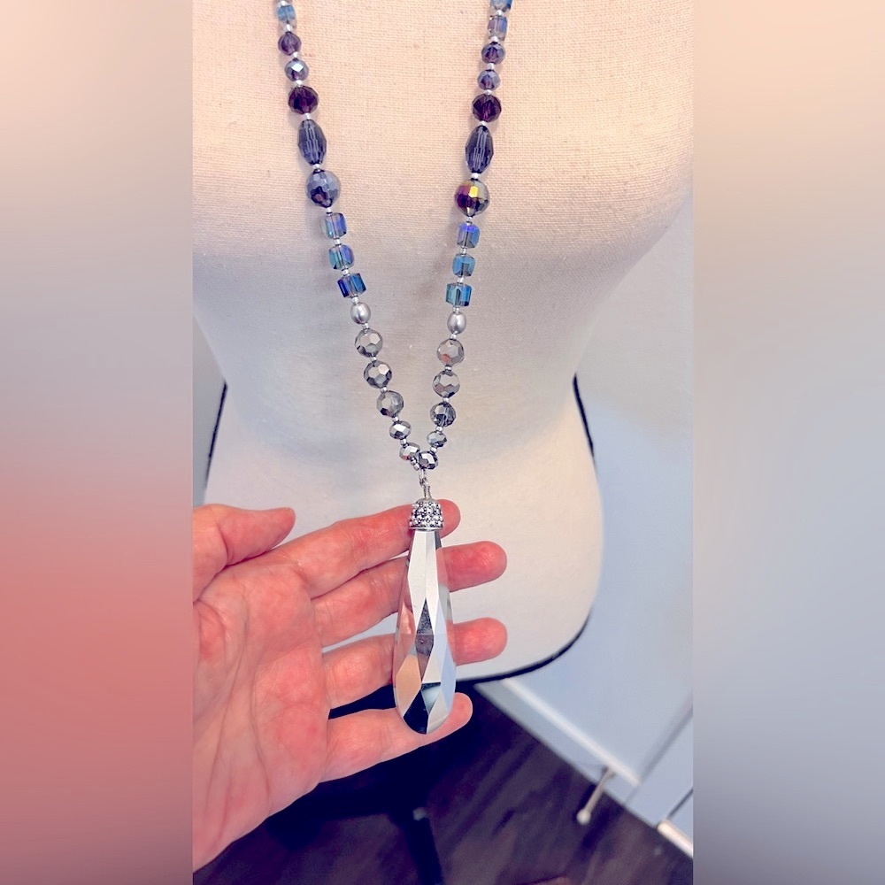New without tag Chico’s Crystal  beads long chain necklace